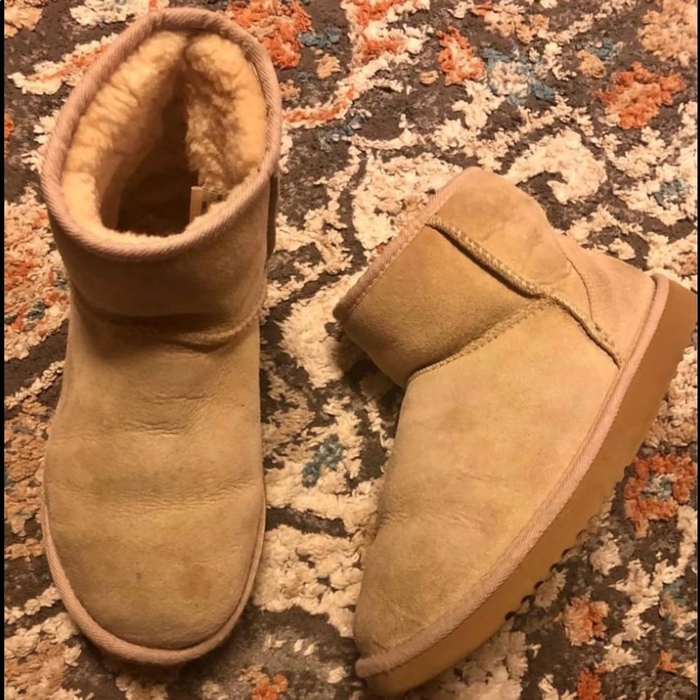 Size 7 Sand Ugg Mini Boots
